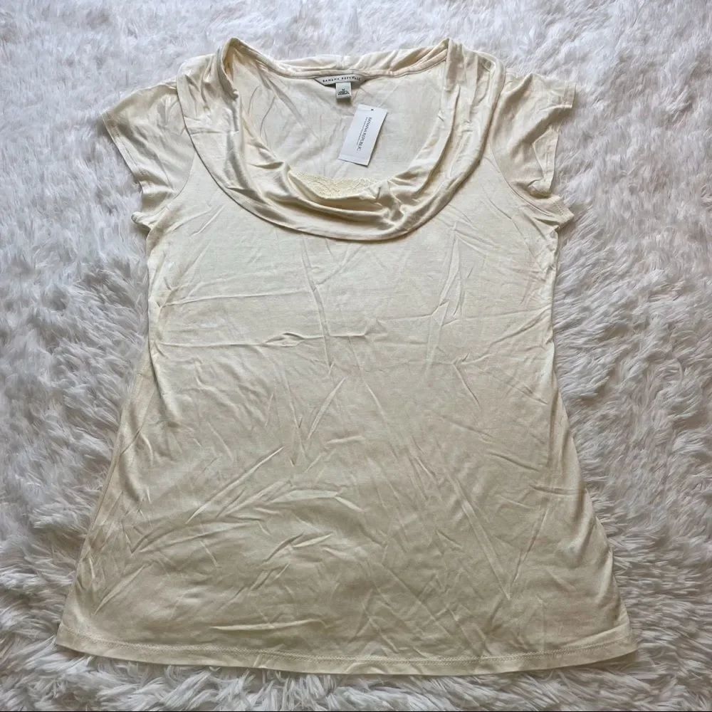 Banana Republic New With Tag Pale Yellow Top Size Medium